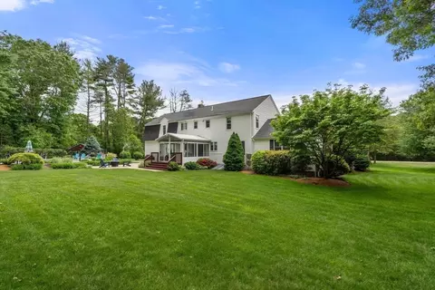 21 King Philip Path, Mendon, MA 01756 photo 7