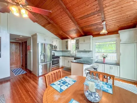 55 Hilltop Rd, Mashpee, MA 02649 photo 7