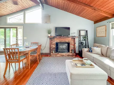 55 Hilltop Rd, Mashpee, MA 02649 photo 10