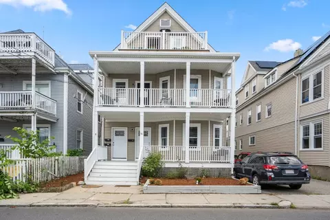 8-10 Seafoam Ave, Winthrop, MA 02152