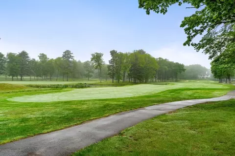 6 Choate Ln, Ipswich, MA 01938