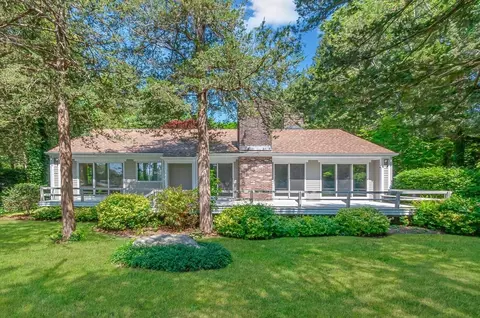 15 Ryder Ln, Marion, MA 02738
