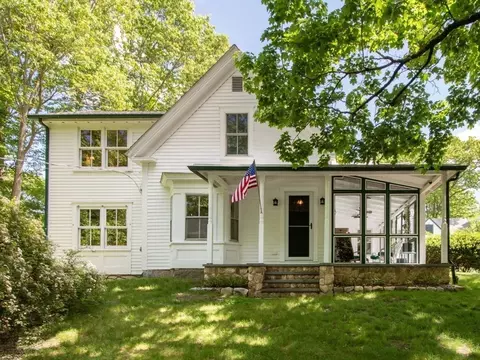 741 Grove St, Norwell, MA 02061