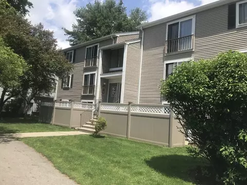 15 Village Way #3, Natick, MA 01760
