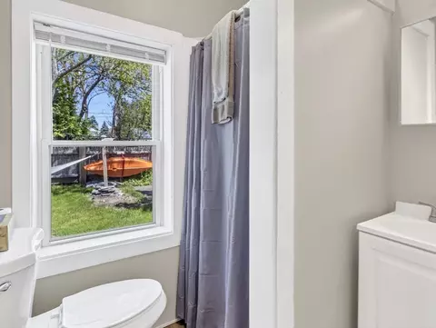 52 H St, Hull, MA 02045 photo 36
