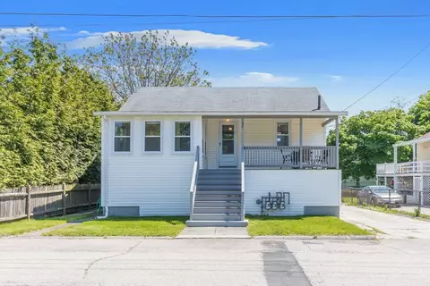 52 H St, Hull, MA 02045 photo 3
