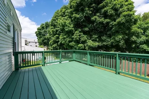 Exterior - 86 Epping St, Lowell, MA 01852 photo 2 of 8