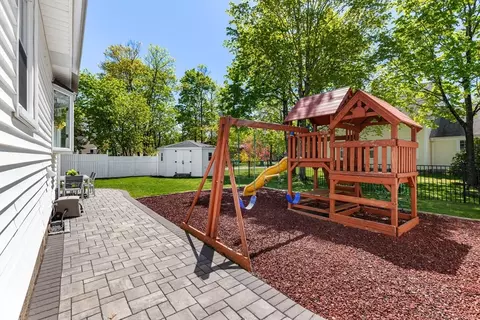 Exterior - 38 Spring St, Mansfield, MA 02048 photo 7 of 10