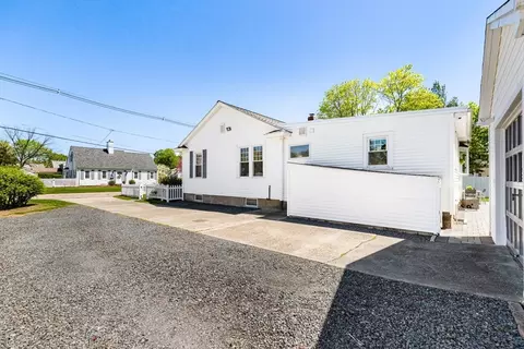 Exterior - 38 Spring St, Mansfield, MA 02048 photo 4 of 10