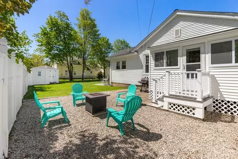 Exterior - 38 Spring St, Mansfield, MA 02048 photo 10 of 10