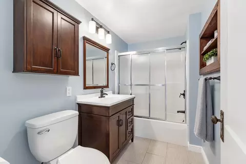 Bath - 38 Spring St, Mansfield, MA 02048 photo 1 of 3