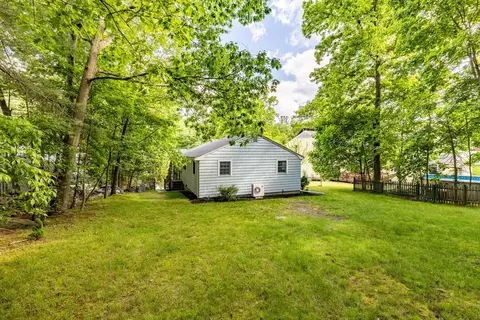223 Forest St, Reading, MA 01867 photo 28