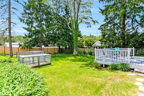 15 Evans Rd, Needham, MA 02492 photo 2