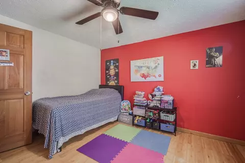 Bedroom - 4 Ball St, Worcester, MA 01603 photo 6 of 6