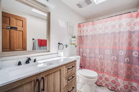 Bath - 4 Ball St, Worcester, MA 01603 photo 1 of 2