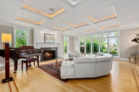 51 Pine St, Dover, MA 02030 photo 11