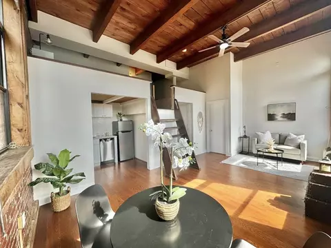 24 Norman St #305, Salem, MA 01970