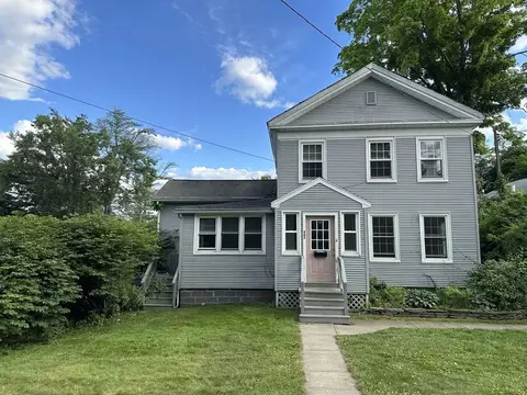 487 Main St, Amherst, MA 01002