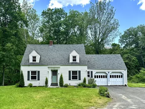 535 Loomis St, Westfield, MA 01085