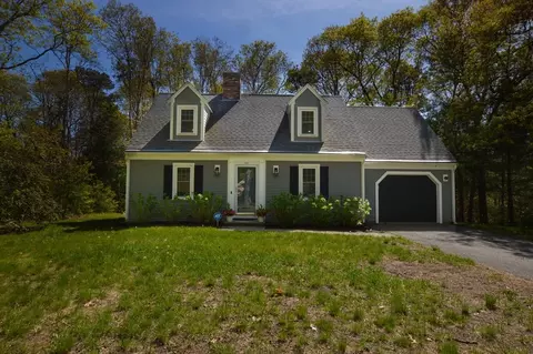 645 Lumbert Mill Rd, Centerville, MA 02632
