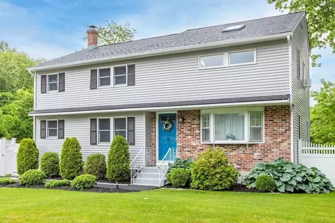 4 King St Ext, Wilmington, MA 01887