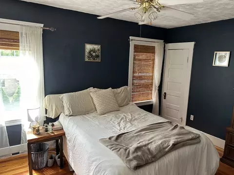 Bedroom - 4 Mohawk Ave, Worcester, MA 01603 photo 3 of 4