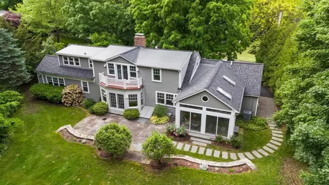 44 Martin, Concord, MA 01742