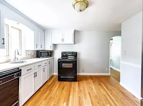 145 Wheeler Ave, Springfield, MA 01118 photo 12