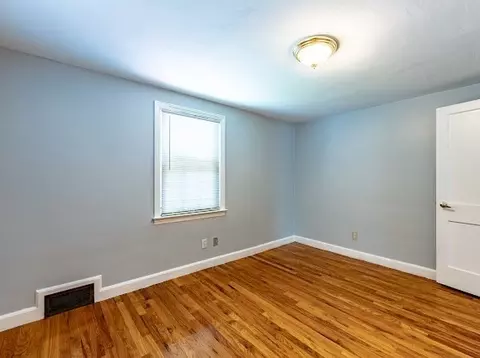 145 Wheeler Ave, Springfield, MA 01118 photo 21