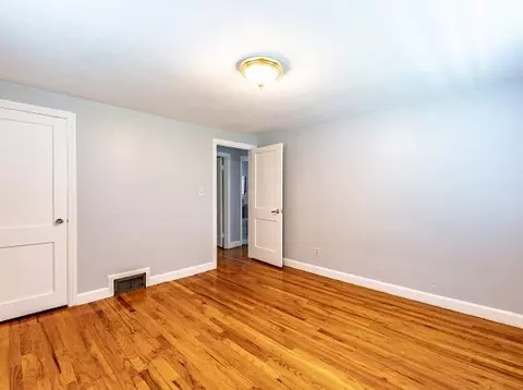 145 Wheeler Ave, Springfield, MA 01118 photo 17