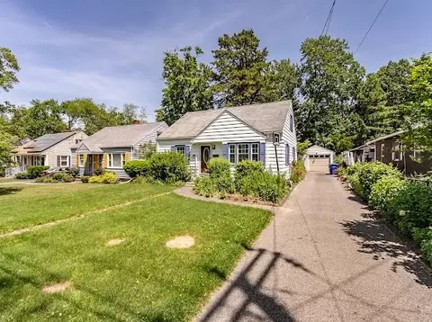 145 Wheeler Ave, Springfield, MA 01118 photo 4