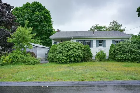 21 Fernglade Rd, Burlington, MA 01803