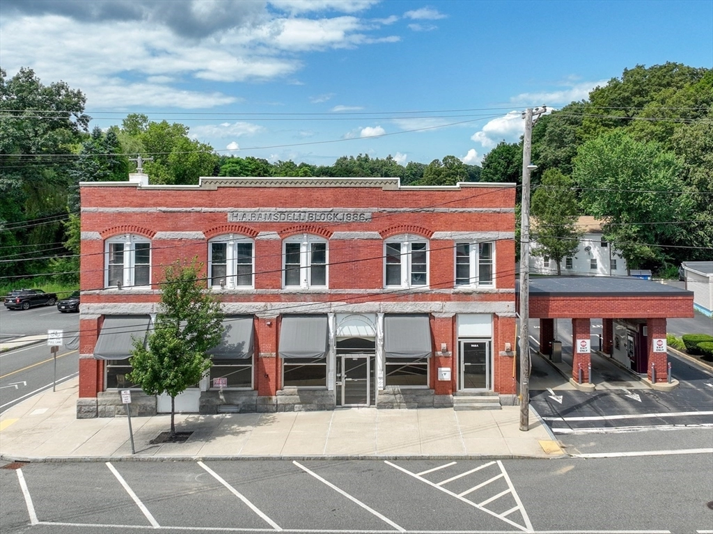 968 MAIN ST  