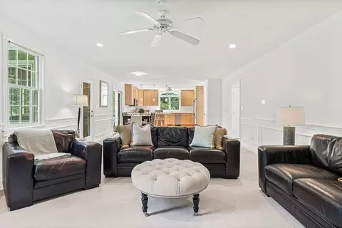 38 Winslow Rd, Reading, MA 01867 photo 19