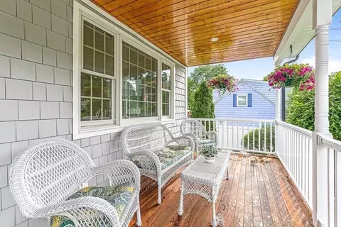 38 Winslow Rd, Reading, MA 01867 photo 5