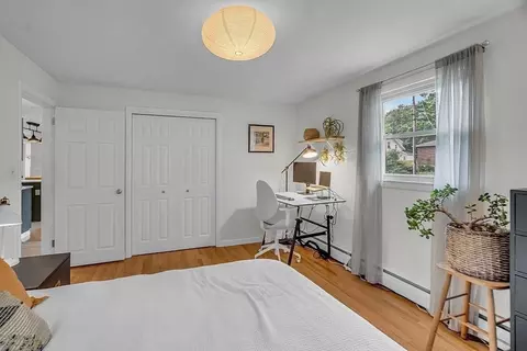Bedroom - 33 Wendover Rd, Worcester, MA 01606 photo 5 of 5