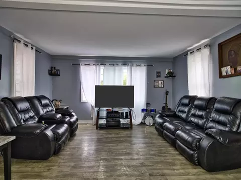 Living - 39 Tremont St, Fall River, MA 02720 photo 3 of 3