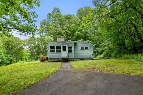 110 Leland Hill Rd, Sutton, MA 01590 photo 3