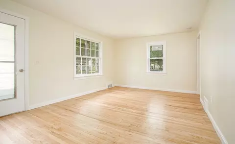 Living - 156 Shawmut St, Springfield, MA 01108 photo 3 of 3