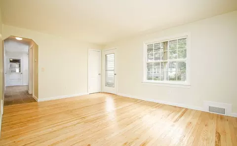 Living - 156 Shawmut St, Springfield, MA 01108 photo 2 of 3
