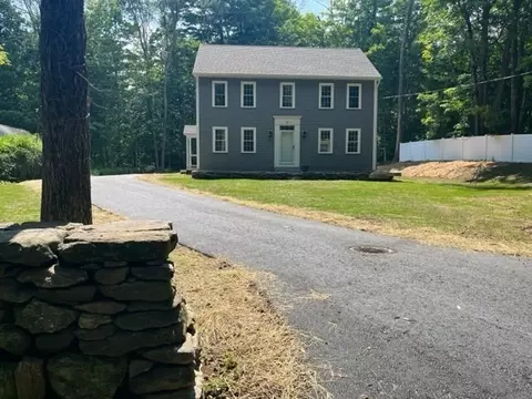 65 Bentley Rd, Barre, MA 01005