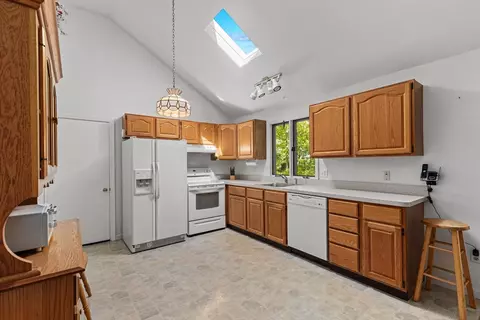 109 Prudence Ln, Barnstable, MA 02635 photo 8