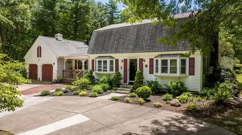 9 Algonquin Way, Freetown, MA 02717