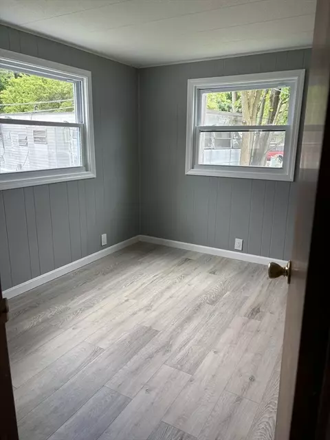 200 North St #10-C, Danvers, MA 01923