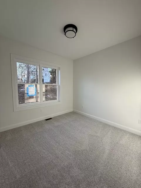 8 Clyde St, Blackstone, MA 01504 photo 16