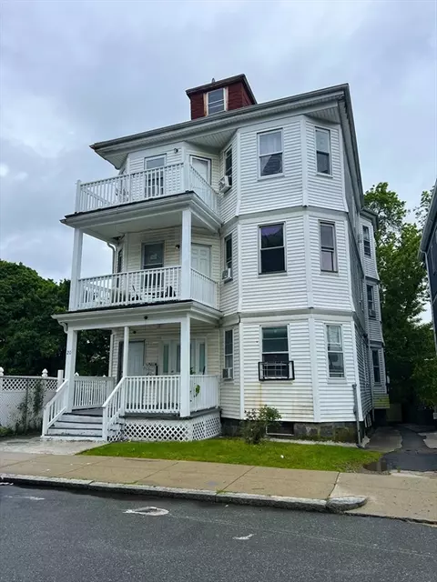 20 Browning Ave, Boston, MA 02740