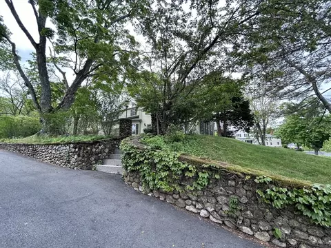 152 South St, Hingham, MA 02043 photo 5
