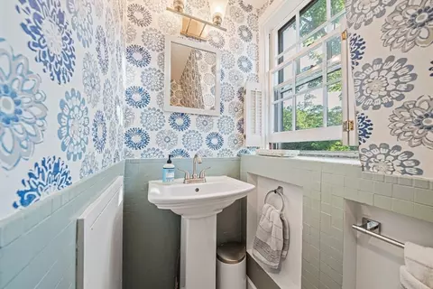 152 South St, Hingham, MA 02043 photo 35