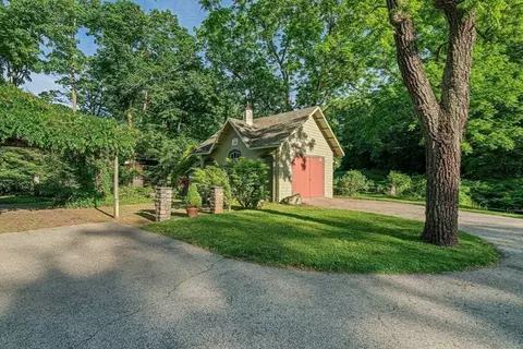152 South St, Hingham, MA 02043 photo 3