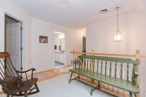 Entry Way - 121 Old Dam Rd, Bourne, MA 02532 photo 5 of 5